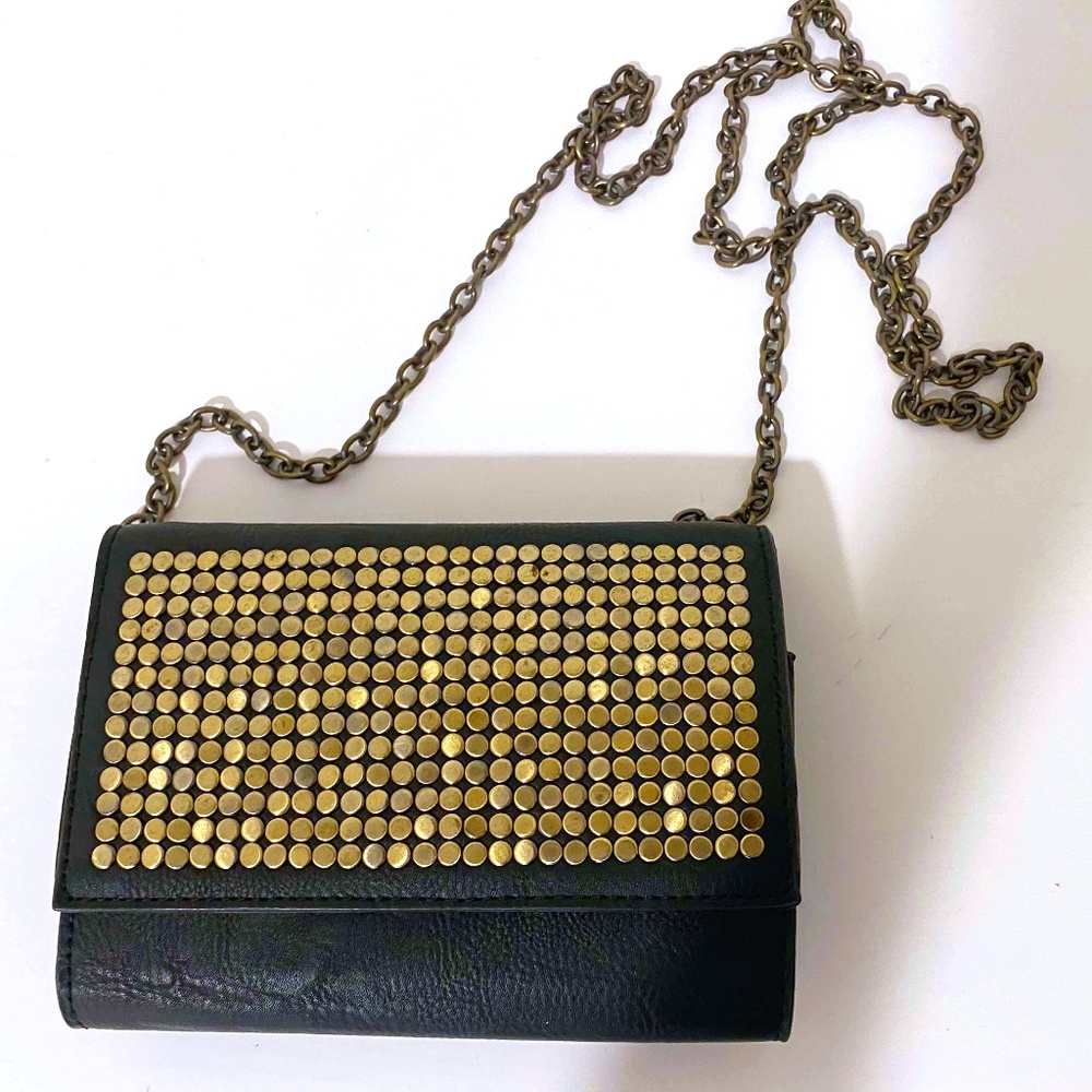 BLACK & GOLD | Clutch handbag, black leather with gold chain and gold rivets